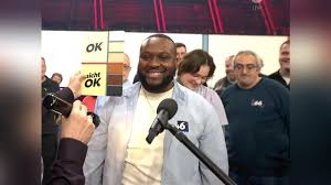 NeueARD_Forum's tweet photo. W i e konnte die #ARD diese Formate (#Arena & #Die100) abnehmen?
Insbesondere die "Politshow" (ARD-Bezeichnung) "Die 100" war an Peinlichkeit nicht mehr zu überbieten. Die Blamage für @DasErste und den #OERR war perfekt.
Möchte sich Prog.-Dir. Christina #Stobl dazu äußern? https://t.co/CK5hKXH0VF