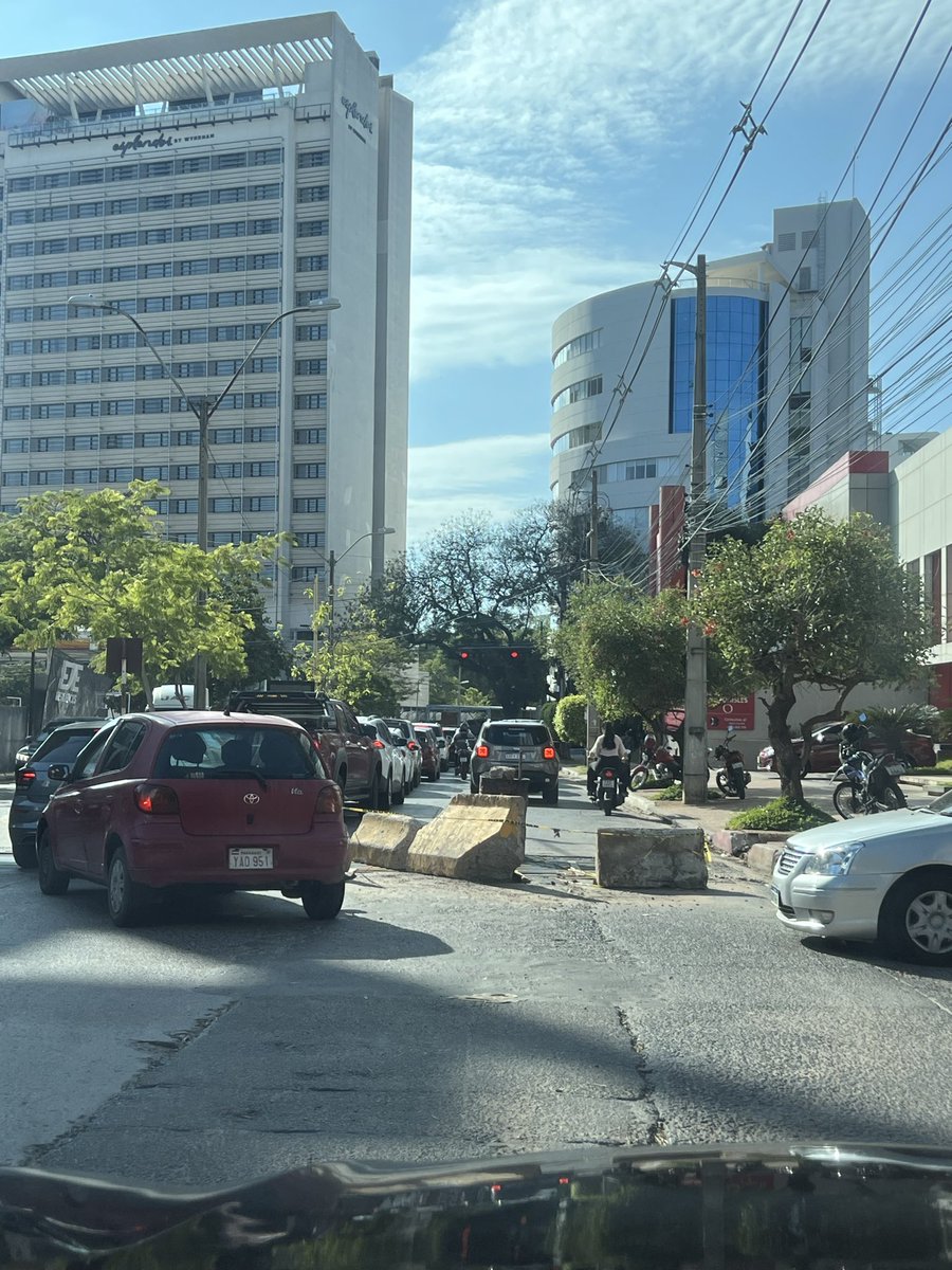 Diciembre en pleno eje corporativo..

Av. Molas Lopez

<a href="/luisbello_asu/">Luis Bello</a> <a href="/Telefuturo/">Telefuturo</a> <a href="/sntparaguay/">SNT Canal 9</a> <a href="/AsuncionMuni/">Municipalidad de Asunción</a> <a href="/Unicanal/">Unicanal</a> <a href="/ABCCardinal/">ABC Cardinal 730 AM</a> <a href="/ABCDigital/">ABC Digital</a>