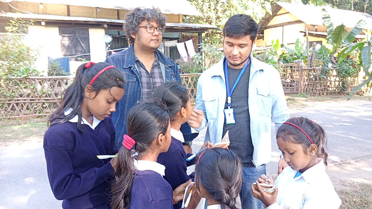 aaranyak's tweet photo. 🌱 Biodiversity Assessment cum Nature Learning Programme 

💚 Aaranyak organised a Nature Learning cum Biodiversity Documentation programme at Khanapara Adarsha LP School, Guwahati, engaging students through hands-on biodiversity exploration, basic field science tools and nature journaling.

The initiative aimed to reconnect children with nature, nurture creativity and build environmental awareness in an increasingly urban landscape.

Conducted under the Mobius Young Climate Leaders for Himalayan Development - NE India Initiative, in partnership with YouthNet & Mobius Foundation.
