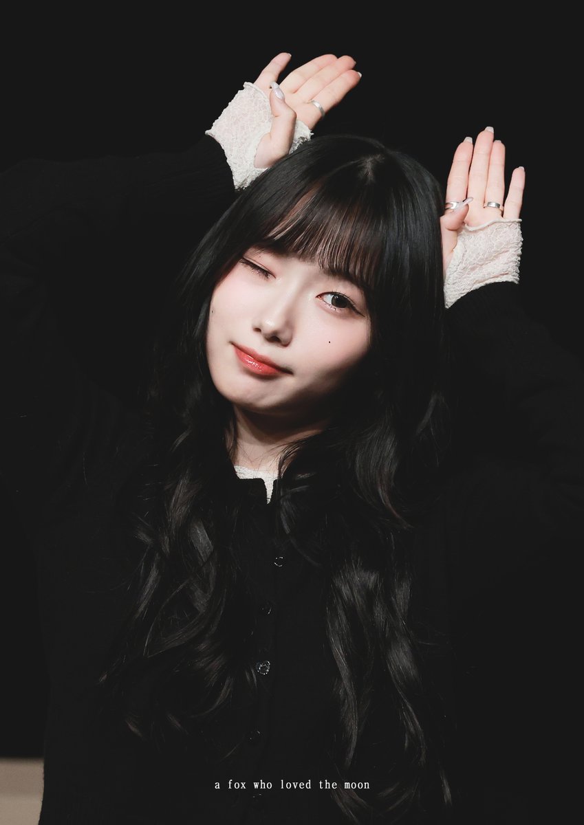 241215 메이크스타 팬사인회 HQ

알고 있어 영원히 꿈같진 않겠지
색이 모두 바래져 갈땐 또 처음 순간 기억해
잘해갈거야

#서영은 #영은 #SEOYOUNGEUN #YOUNGEUN #ソヨンウン #ヨンウン #徐永恩 #Kep1er #케플러