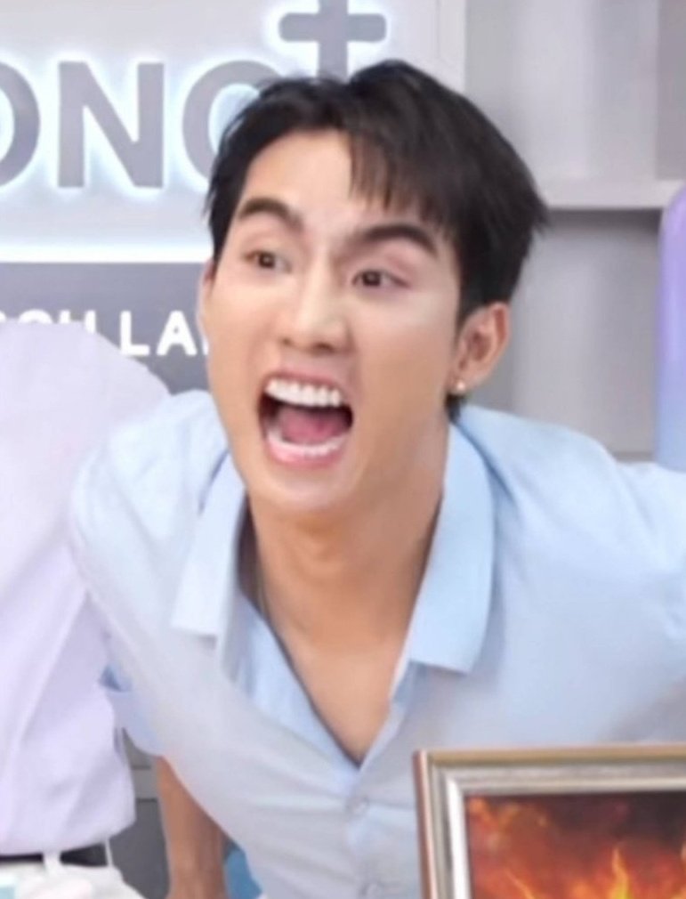 ภาพที่มีเสียง ดิวบุ๊ค Size Diff ที่ตามหา 🫠🫠
.
.
.
.

        Size Diff ที่ตามหา                   หาอะไรล่ะ!
                                                            กุอยู่นี่!!!