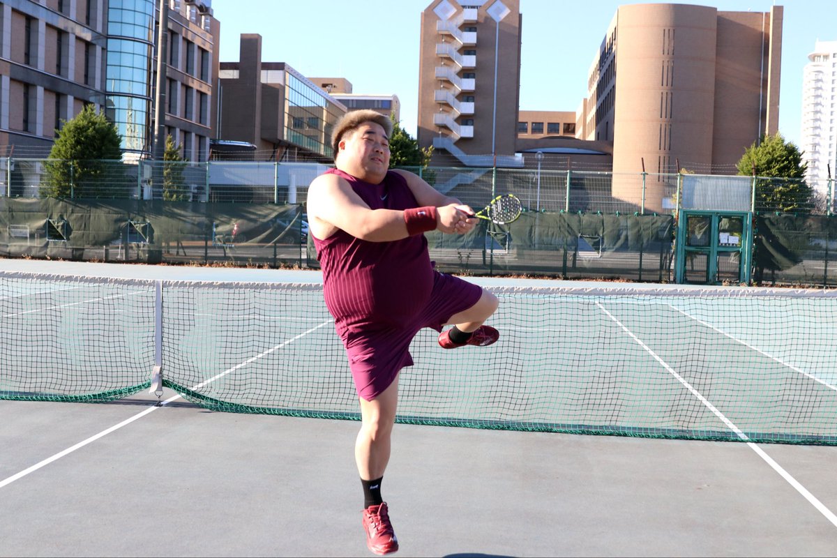 わたなべくんのリアリティーw 今度、新しくなった木花のコートでテニス