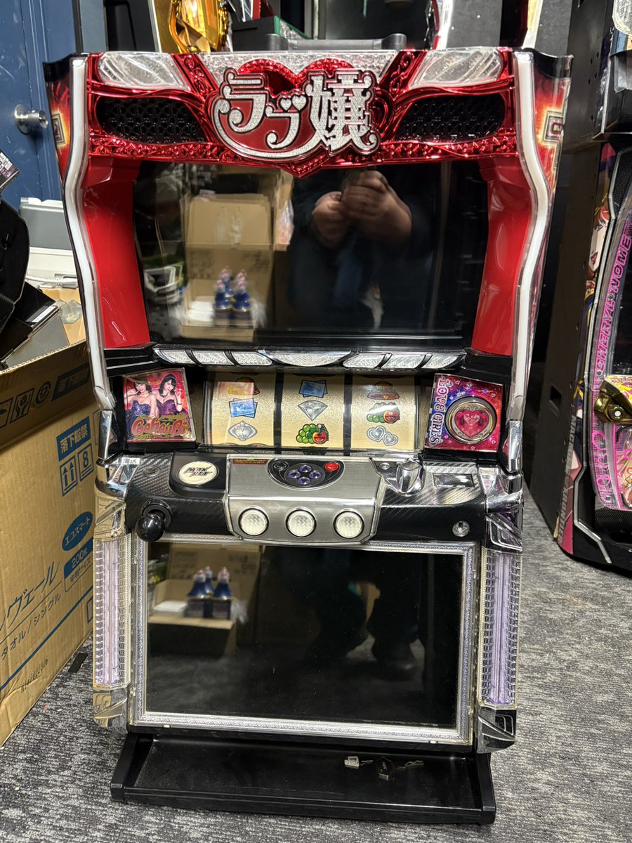 新台入荷情報】 🕷に新しいラブ嬢が仲間入りです！ ”6号機ラブ嬢Ⅱ