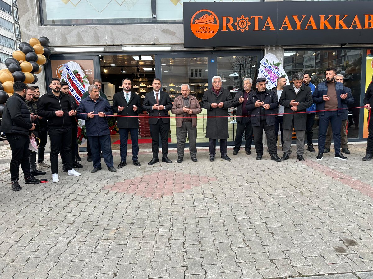 İlimizde hizmet vermeye başlayan Rota Ayakkabı’nın açılışını,Gençlik Kolları başkanımız Sn.Vahit ORAK ile birlikte gerçekleştirdik.

Yeni iş yerinin şehrimize hayırlı olmasını diliyor,işletme sahiplerine hayırlı ve bereketli kazançlar temenni ediyorum.

<a href="/vedatdemiroz/">Vedat Demiröz</a> <a href="/abuyukgumus/">Ahmet Büyükgümüş</a>