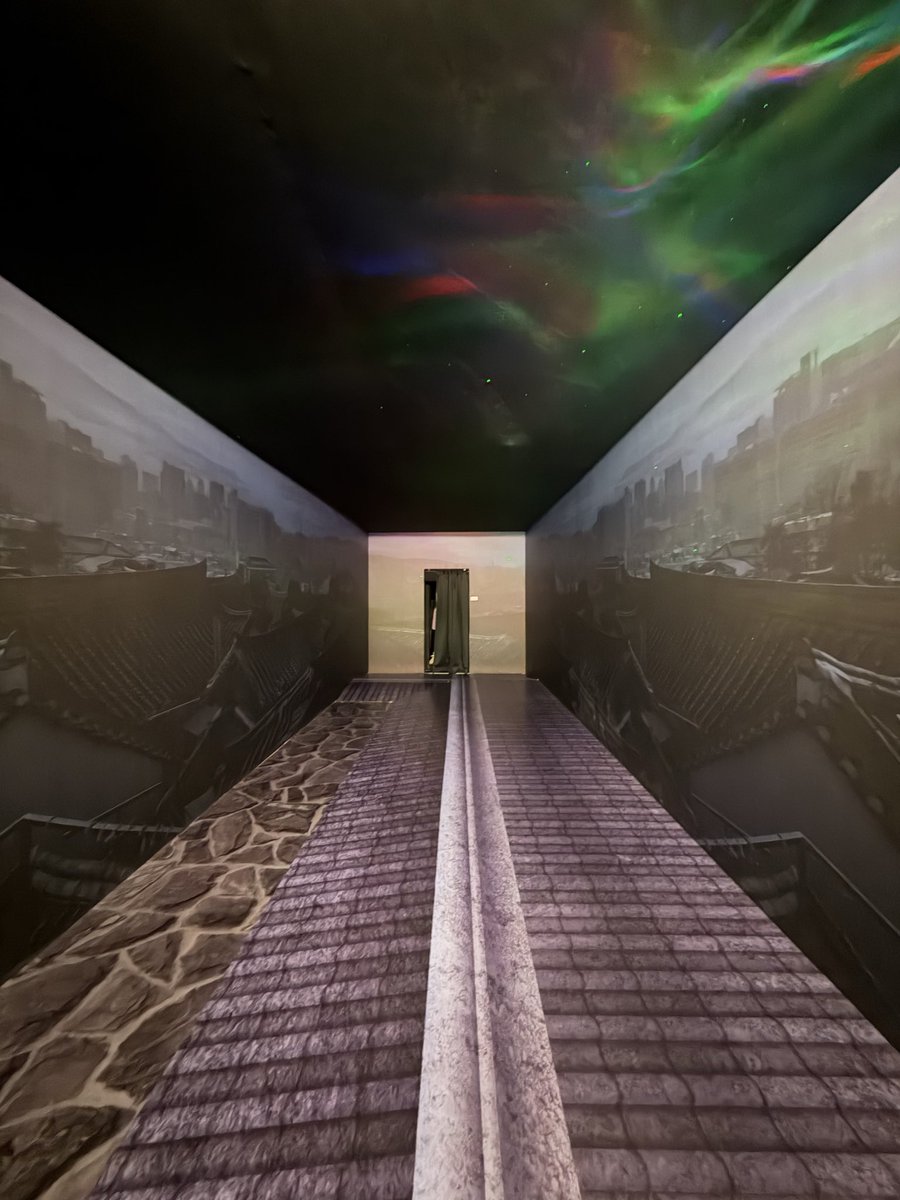 very cool pop up in Seoul, wonder if the Malaysia one can match its vibe 😅

#KPopDemonHuntersPOPUP  #KPopDemonHuntersPOPUP_SEOUL