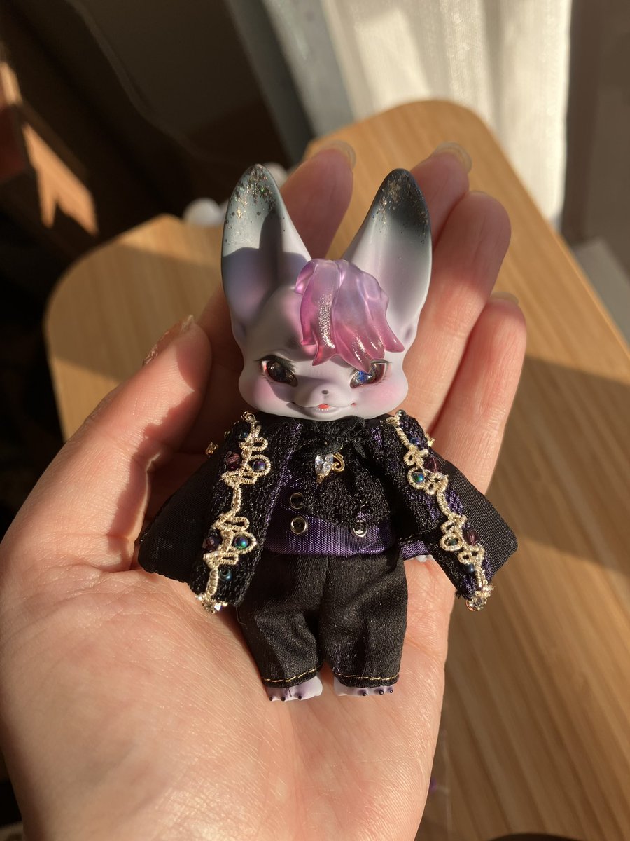 #アイドール東京75 でお迎えしたもの

kumukuku(<a href="/kumu_kuku/">kumukuku</a> )さま
憧れのコラボKiriちゃんを遂にお迎え✨
た、耽美…‼︎😍
セットのお洋服も格好良美しい…‼︎‼︎

PROJECT DELTA(<a href="/PROJECTDELTAbjd/">프로젝트 델타(PROJECT DELTA)</a> )さま
前髪をいくつかお迎え😊
たくさん種類があって、どれも素敵で迷いまくりました…