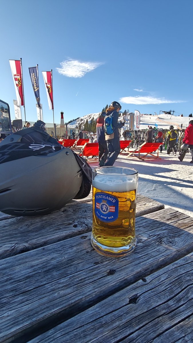 Artur Wystr tweet media