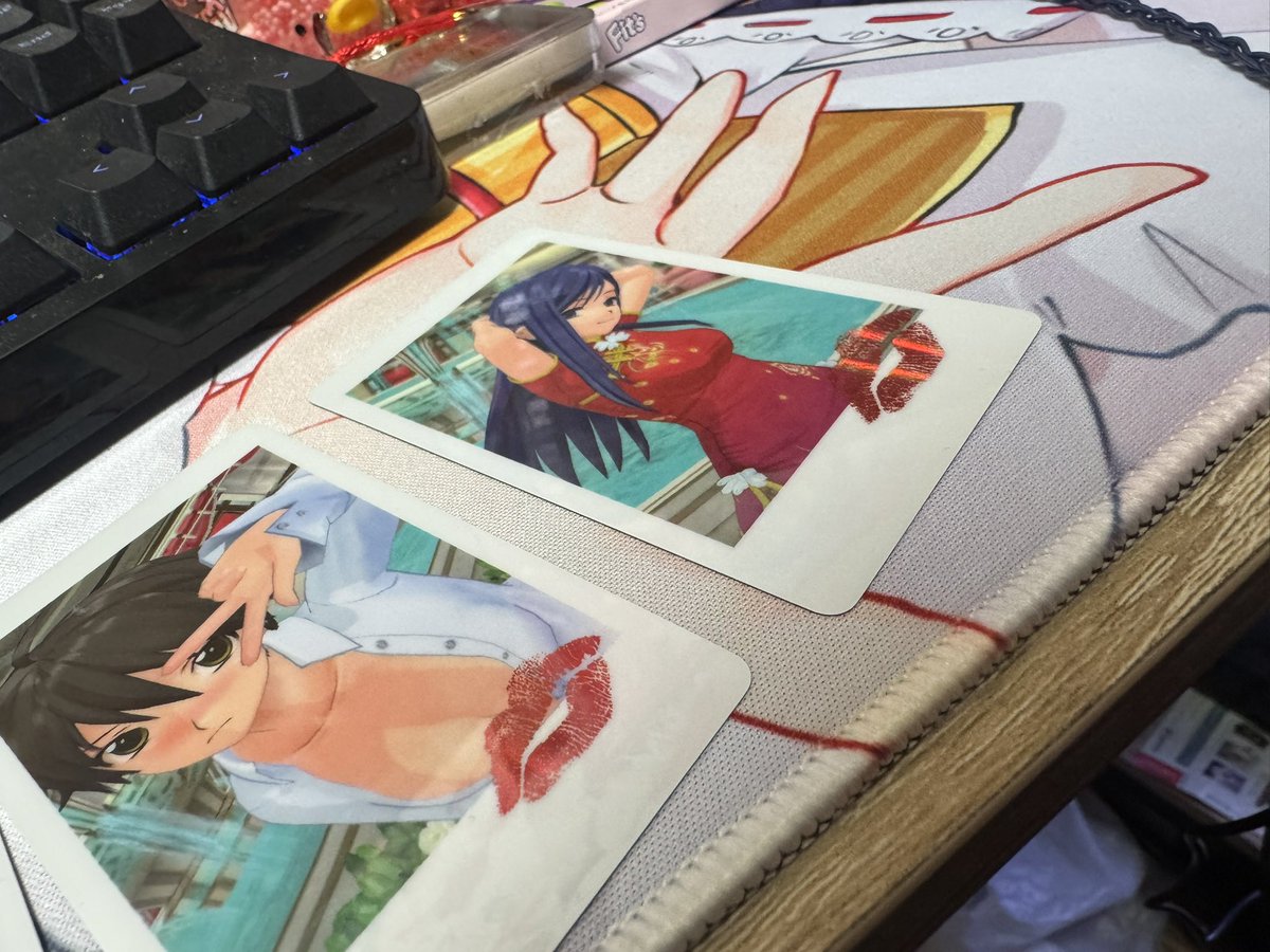 2人で過ごす日々 ホログラム加工＋その他りこりこカード数枚 カードの裏までホログラムなっててスゴすぎ