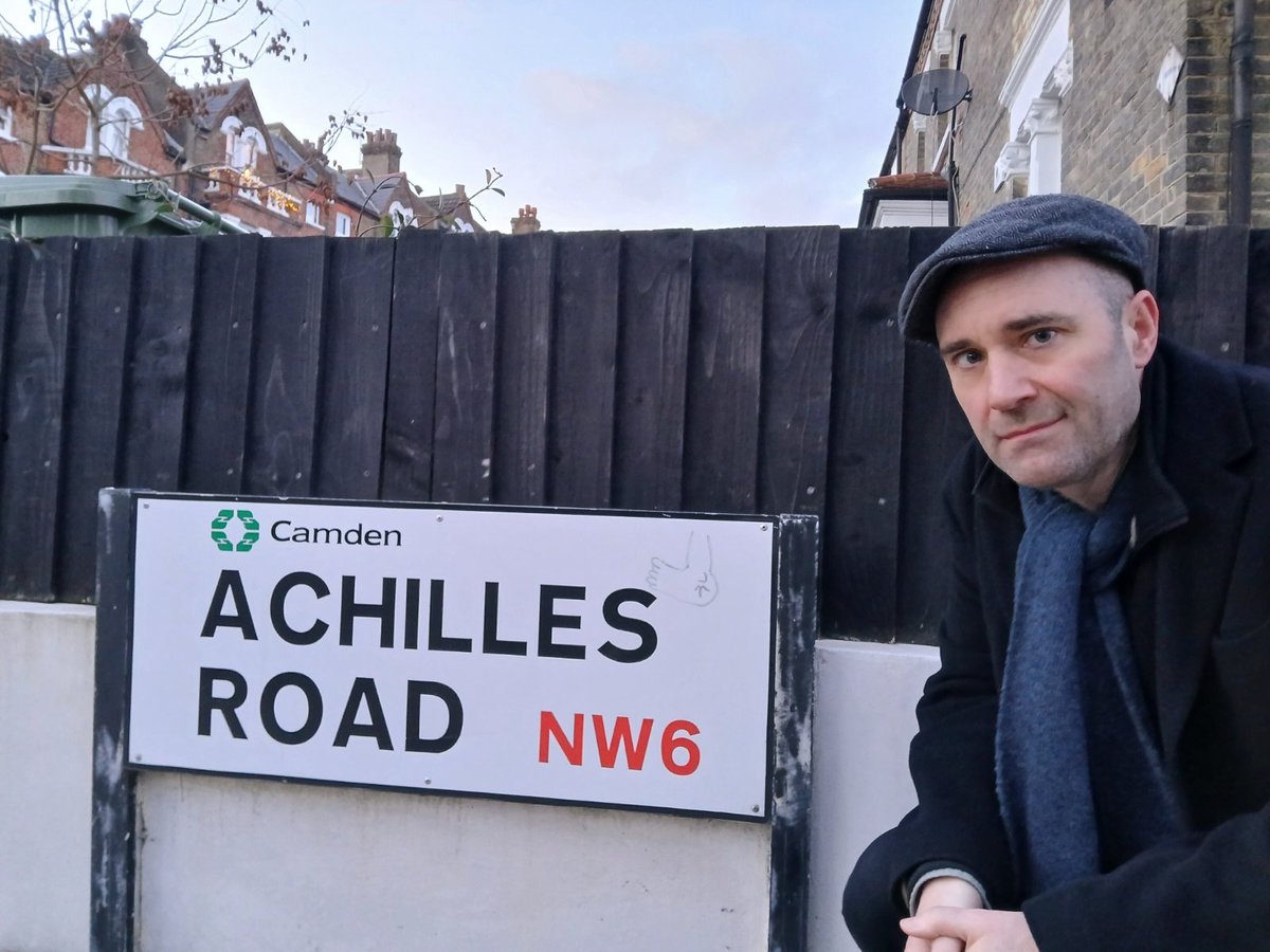 WorldofKemp's tweet photo. It seems I didn't need to travel all the way to Troy.
I could have just stayed in a little patch of north London...

https://t.co/oAYHErhI0f https://t.co/hRFgaM1vts