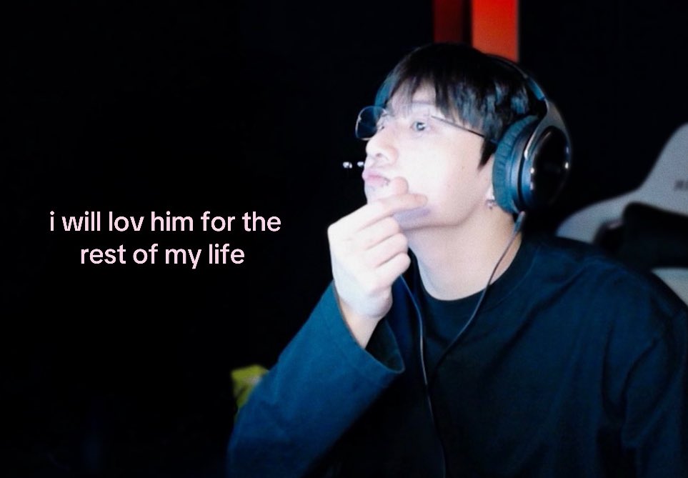 .𖥔 ݁ tweet media