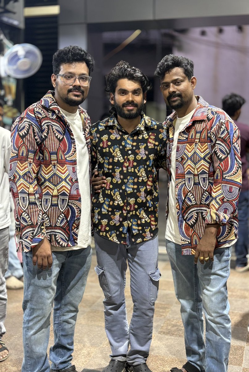 iamssujeeth's tweet photo. Happy time 🧡 @TamilGaming #tamilgaming #meetup #brothers https://t.co/3QPEMe9pWa