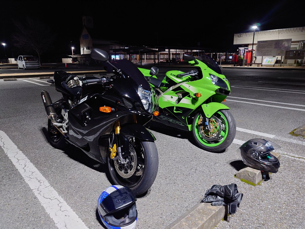 あきらページ 彼女の9Rでぶらぶらと🏍