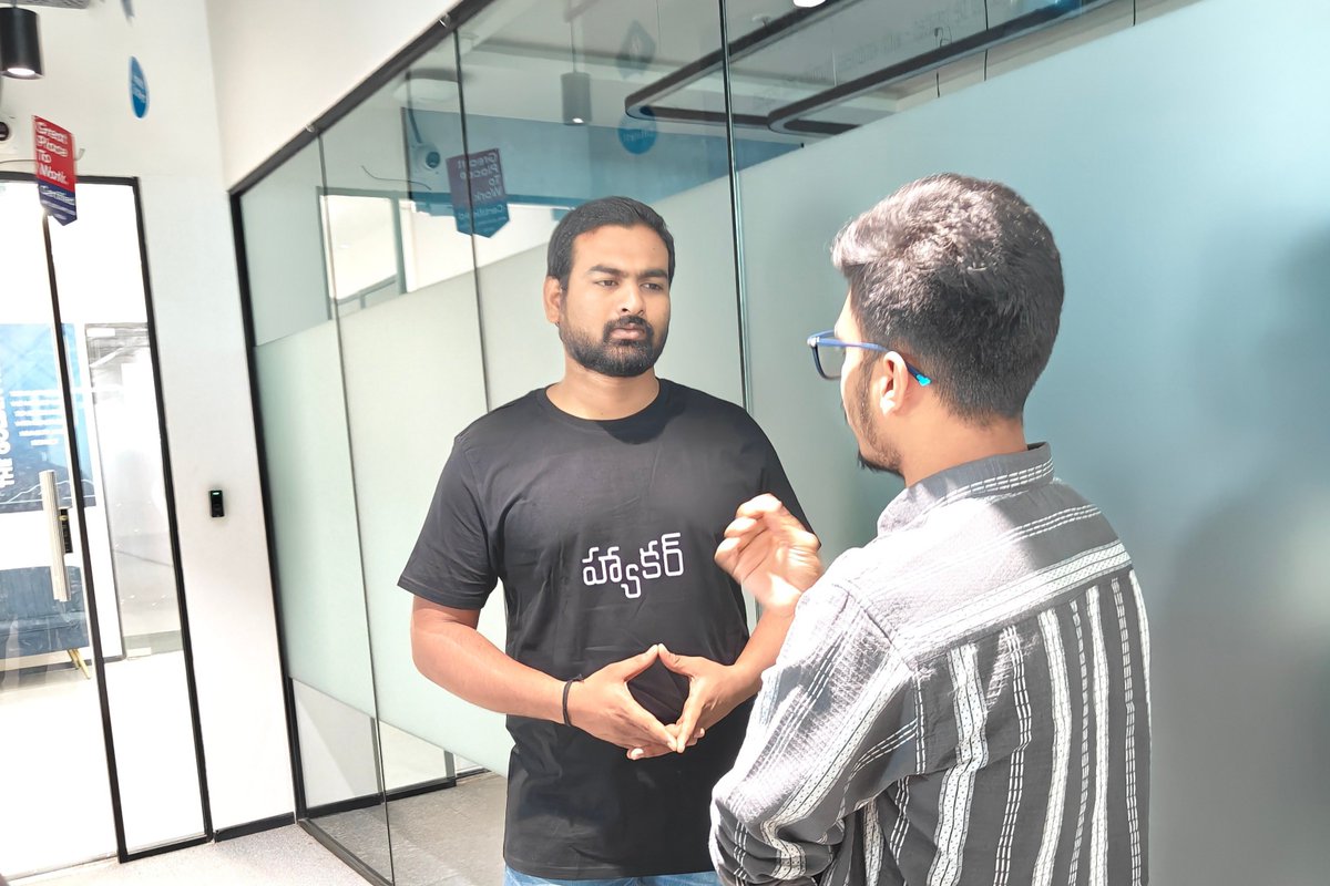 🔐 Hyderabad Chapter | December Meetup – Wrapped! 🚀
Great discussions on AI in Cybersecurity &amp; attacker recon with the SecurityBoat Community.

🎤 Thanks Swethan Raju &amp; Uday Kiran Karumuri
🏢 Venue: Health Catalyst

Join our Slack: join.slack.com/t/securityboat…

#SecurityBoatCommunity