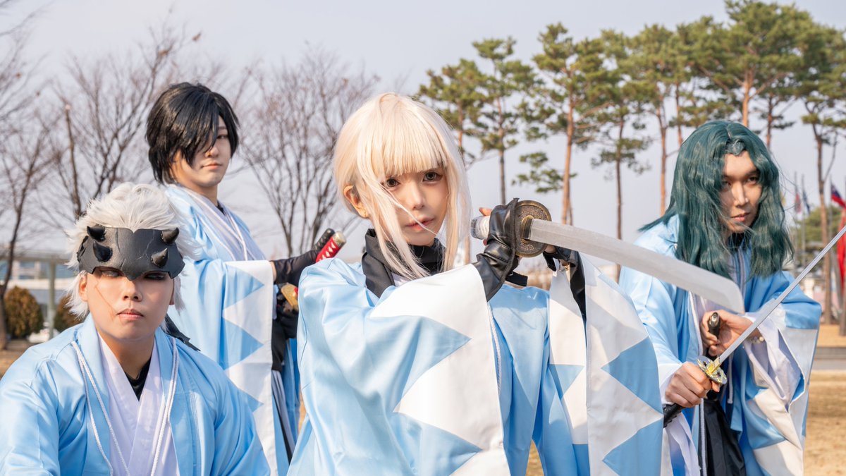 FGO  新選組

🖤:<a href="/A_marnito/">애플마니또 / 🦚🔨🐚🍵</a> 
💛:<a href="/RowaBunny/">💜로와(ロア)💜</a> 
💚:<a href="/DyddydwnrrpTwml/">💜태태💜</a> 
🤍:<a href="/bibeo0408/">jobee🚑🗿</a> 

#fgo #fgocosplay #新選組