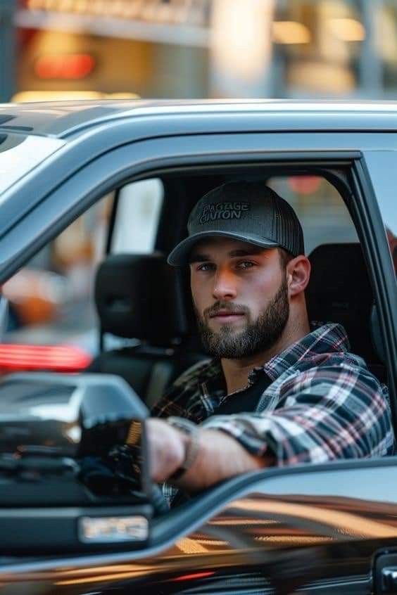 📌 Sek Erkek Özellikleri

-İşinde, gücündedir
-Fiziğine dikkat eder
-Ultra rasyonel bir mindset
-Stoik bir kafa yapısı vardır 
-Dövüş sanatlarına aşinadır
-Dostunu yarı yolda bırakmaz
-Duygusal reaksiyon göstermez 
-Soğukkanlıdır, asla paniklemez
-Kimsenin dedikodusunu yapmaz