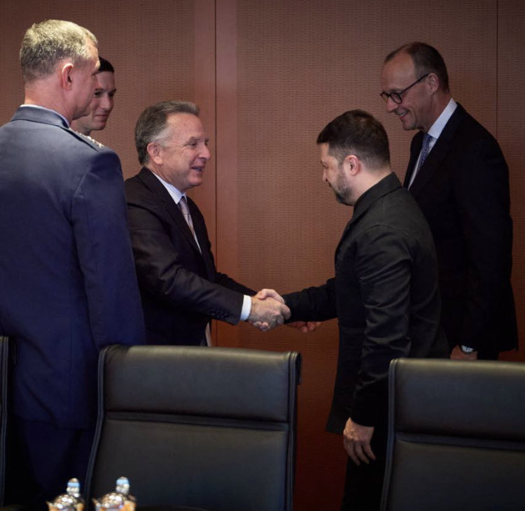 joni_askola's tweet image. Zelensky directly negotiating with Russia