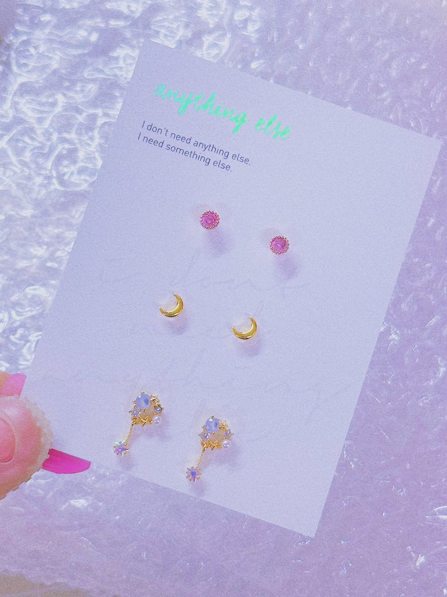 anythingelse___'s tweet image. Christmas is comingggg🎄♥️