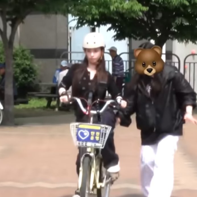 21 (@ck1verse) on Twitter photo 