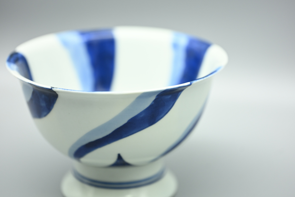 華中亭道八の盃洗の出品 ・・・・・・・オマ・・・・オマエ