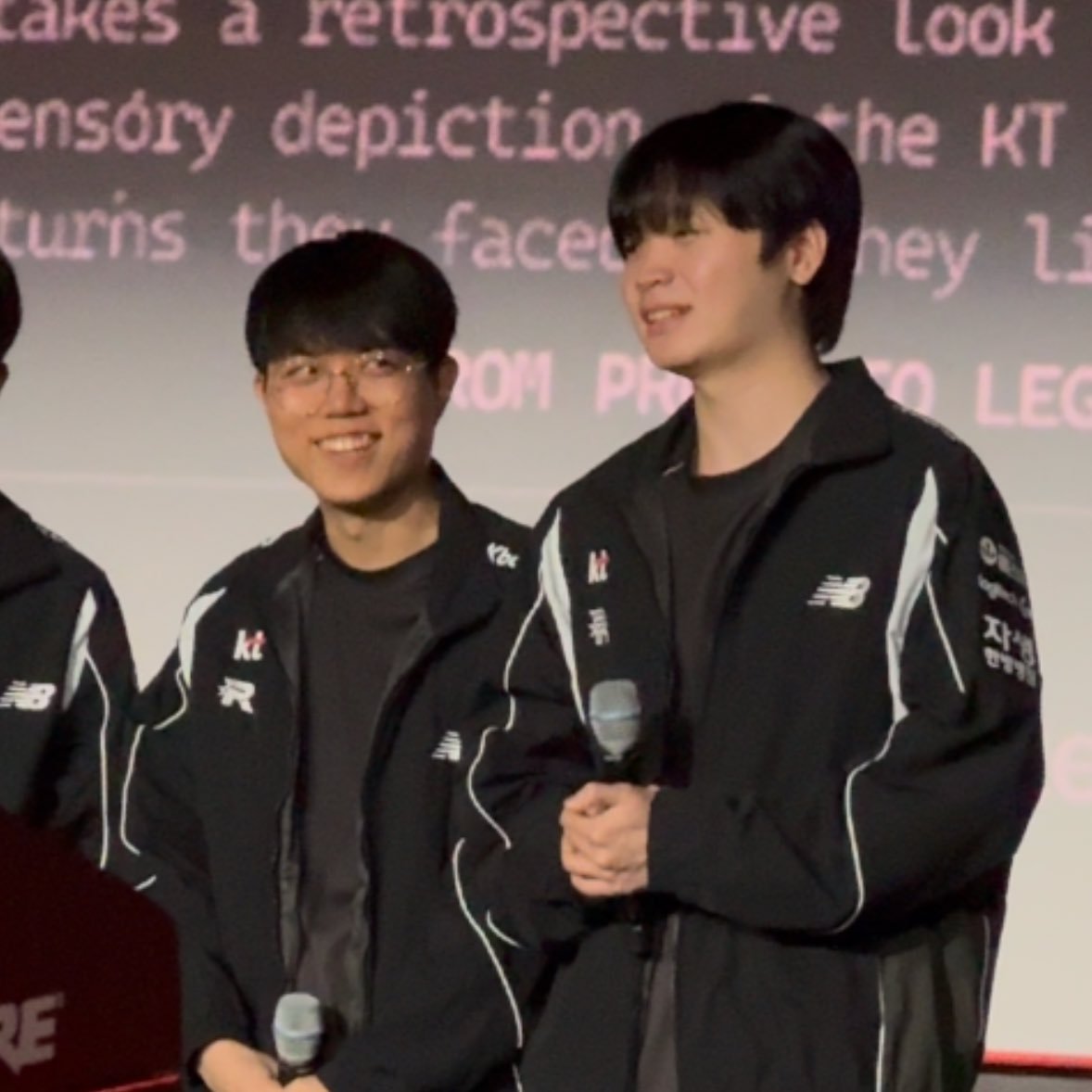 정서불안송충이 tweet media