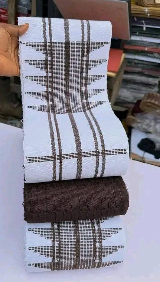 ideraabdul's tweet photo. @DabiriDola @akowekowura_ @Asani_Alimi @Elegbon_Agba @habibat_orente @theayoadams @nidcom_gov @joindiaspora Looking for stunning Christmas outfits? 🎅🏾👗 We've got a fabulous collection of traditional and modern wears to make your festive season shine! Support local, support us! 😊 #ChristmasFashion #AsoOke" https://t.co/OAIeM1WyOe