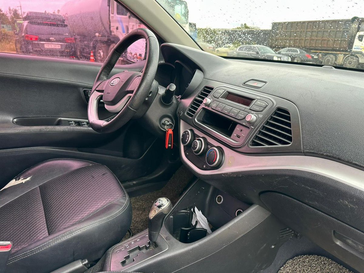 RevsGh's tweet image. 🔥Kia Morning 2012🔥
Full Option 1.0L

✅ Chilling AC
✅ Automatic Transmission 
✅Leather Seat 
✅ Gasoline

💰 Ghc 38,000 Buying and Shipping 

Kindly help me retweet

Ama Burland/Abu Trica/Bawumia/Gimpa/Kennedy Agyapong #BHIMFEST25
#HunnyBoyAy3 #AZenithChristmas #BHIMFEST25