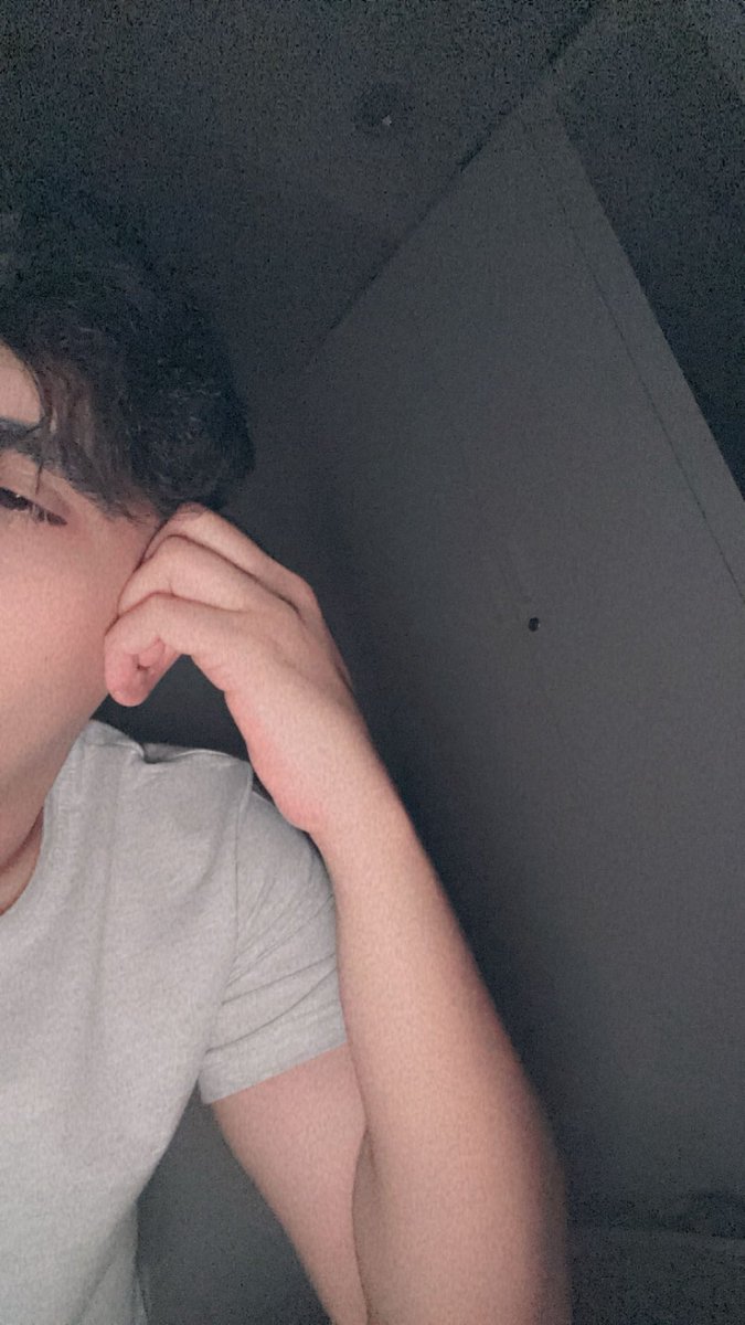 مب منطق تصخنت يوم زان الجو ؟ 
ماقدرت اطلع☹️😂💔💔💔