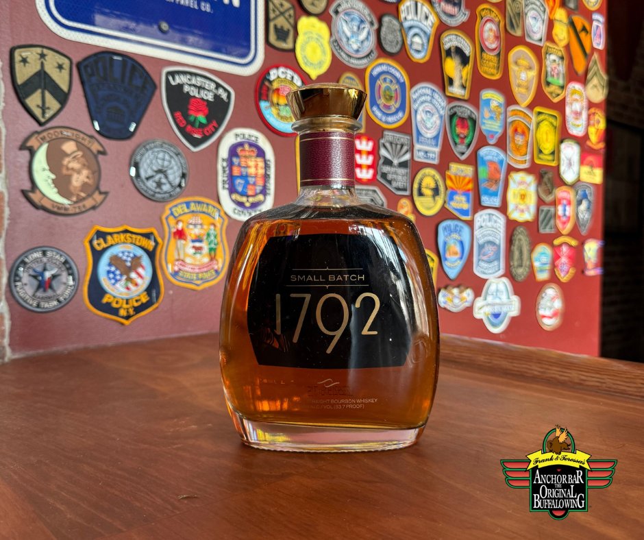 🎉🥃 Happy Monday, bourbon lovers! 🎉 Join us today for an amazing deal: enjoy 25% off our fantastic selection of bourbons! Pair it with one of our specialty burgers that are just $9.99! 🍔✨ Don't miss this perfect combo to kick off your week!