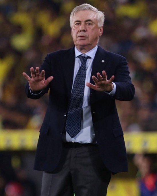 البرازيل تقترب من تمديد عقد أنشيلوتي. الاتحاد البرازيلي يجري محادثات متقدمة مع المدرب الإيطالي لتمديد عقده حتى 2030 بعد قيادته المنتخب في أول 8 مباريات وتحقيق نتائج إيجابية في تصفيات كأس العالم. #البرازيل 