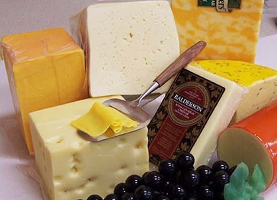 Freshly cut meats and cheeses are always the centrepiece of any gathering. Celebrate Christmas with your favourite cheeses, and don't forget one of our delicious homemade cheese balls! Your family and friends will appreciate your choice of local, fresh food!