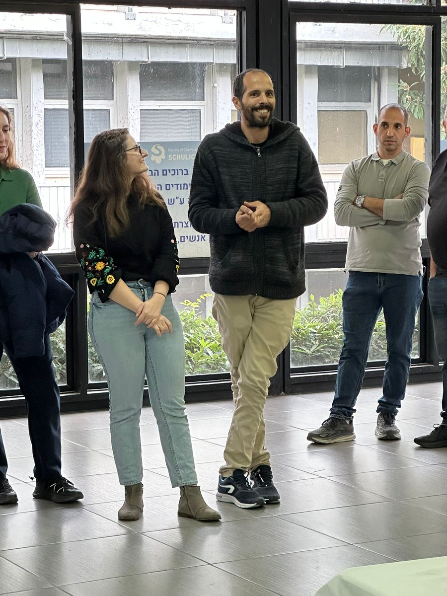 SchulichT's tweet photo. Today we inaugurated two new labs:
Hananya Lab – Chemical Biology
Ori Lab – Applied Organic Chemistry
Spaces for curiosity, creativity, and bold scientific questions, where ideas become experiments and lead to breakthroughs.
Wishing the teams a meaningful research journey ahead. https://t.co/oX5Gl6btSs