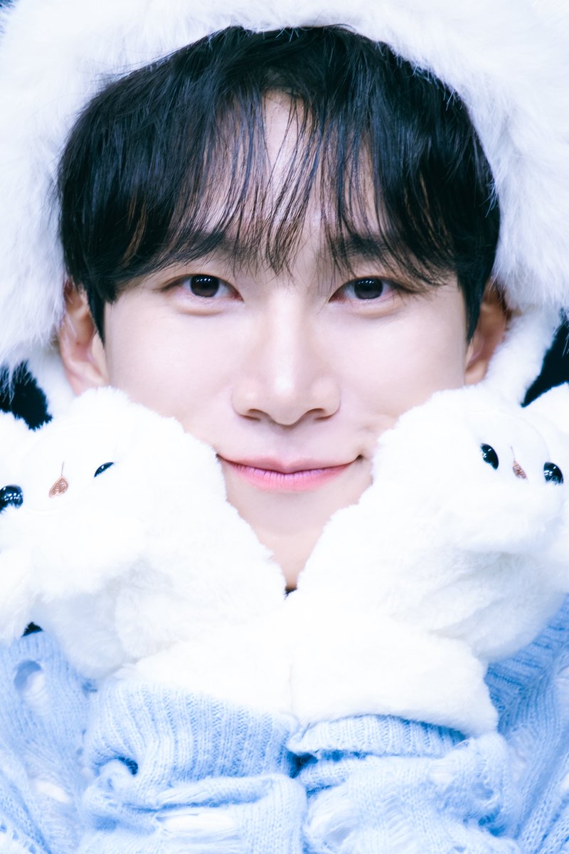 moomungny_ang's tweet photo. 251212 [UNFOLD] 팬사인회

💙

@BTOB_SEKwang 
#서은광 #은광 #비투비 #BTOB https://t.co/BkWjH2kkAP