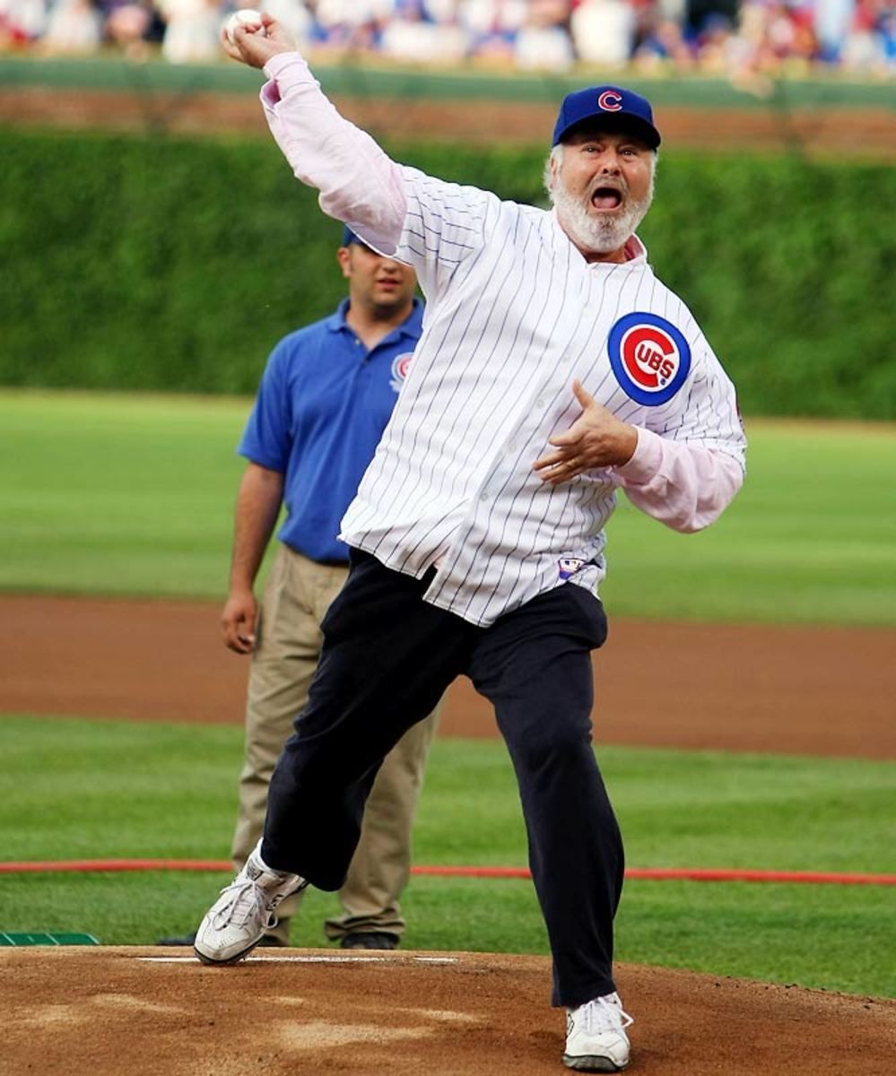 baseballinpix's tweet image. Rob Reiner throws out a ceremonial first pitch before the Cubs take on the White Sox on June 22, 2008 at Wrigley Field in Chicago, Illinois. Photo by Jonathan Daniel #RIPRobReiner
