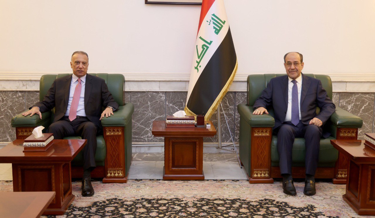 رئيس ائتلاف دولة القانون نوري المالكي يستقبل رئيس الوزراء العراقي السابق مصطفى الكاظمي. ناقش الجانبان أهمية تعزيز الحوار بين القوى السياسية المختلفة، وضرورة تغليب المصلحة الوطنية في معالجة الملفات المطروحة. جرى التأكيد على ضرورة الإسراع في اتباع خطوات عملية نحو تشكيل الحكومة وفق الاستحقاقات الدستورية 