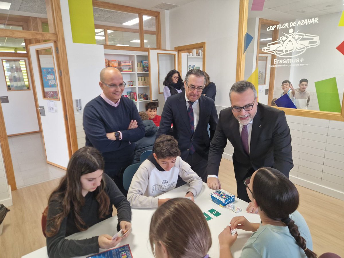 .<a href="/EducaAnd/">Consejería Desarrollo Educativo y FP</a> ha destinado 199.605 euros para mejorar el confort térmico de doce centros educativos públicos de #Cártama, lo que permitirá disponer de entornos educativos más saludables, eficientes y confortables, tanto en épocas de frío como de calor.