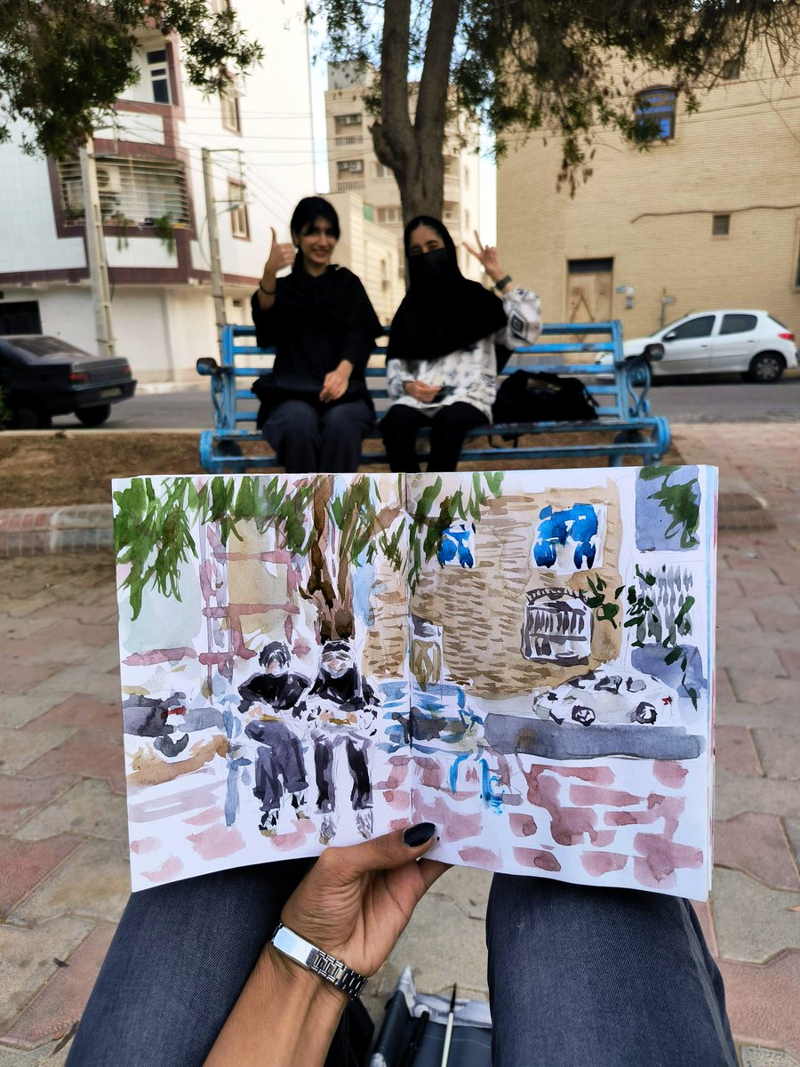 گل‌ ابریشم tweet media