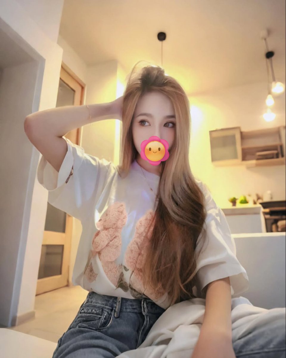 LKrystin83764's tweet photo. 推特上能不能找到把我幹出水的男生？🙄
#台南 https://t.co/qZNZnr3eam