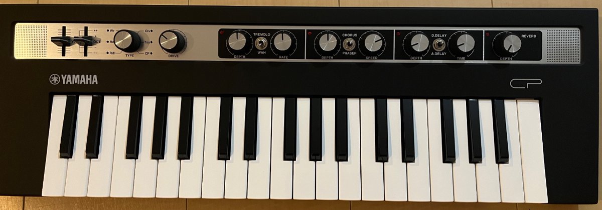 Metch_Nanashino's tweet photo. ニュートイズ第二弾。YAMAHA #refaceCP。これもいい音する〜。エレピ。ローズ、ウーリッツァー、クラビネット、トイピアノ、YAMAHACPも鳴るスゲェ音源とワウ、トレモロ、コーラス、フェイザー、ディレイ、リバーブ、ドライブのツマミがついたやつ。そのうち作曲とかで使います。YC曲は木曜日に公開! https://t.co/jm6QHTPDWB