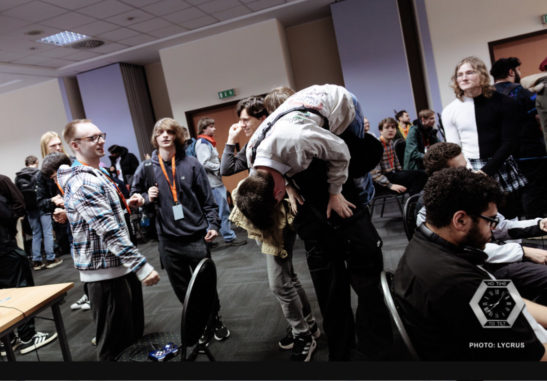 Wurde einfach ins Snake bootcamp verschleppt (es besteht nur aus Rauchen)