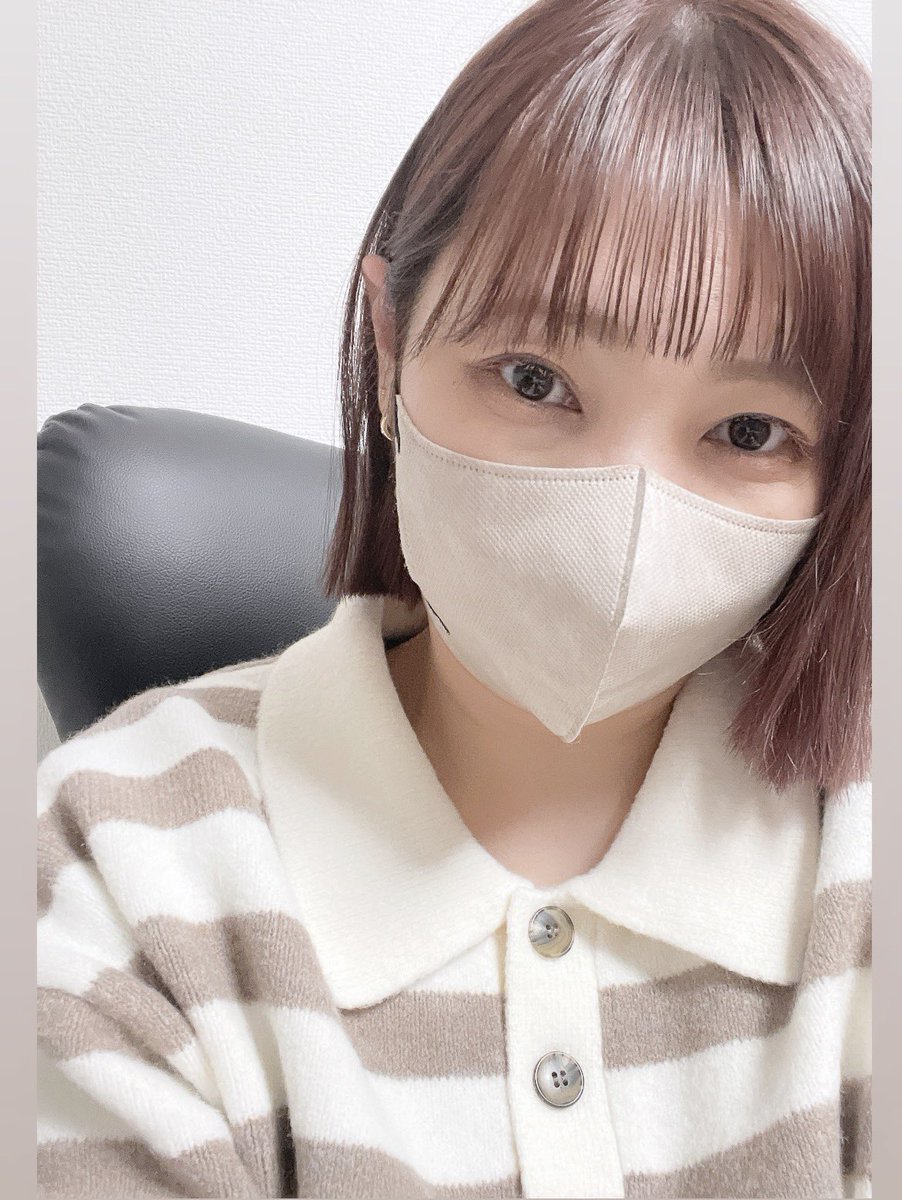 ayacon6146's tweet photo. 最近お弁当しか載せてないから髪を切った報告でもしとこうか☺️
ストレートとふわふわにしたのを🧏‍♀️ https://t.co/G2kJRSQVnN
