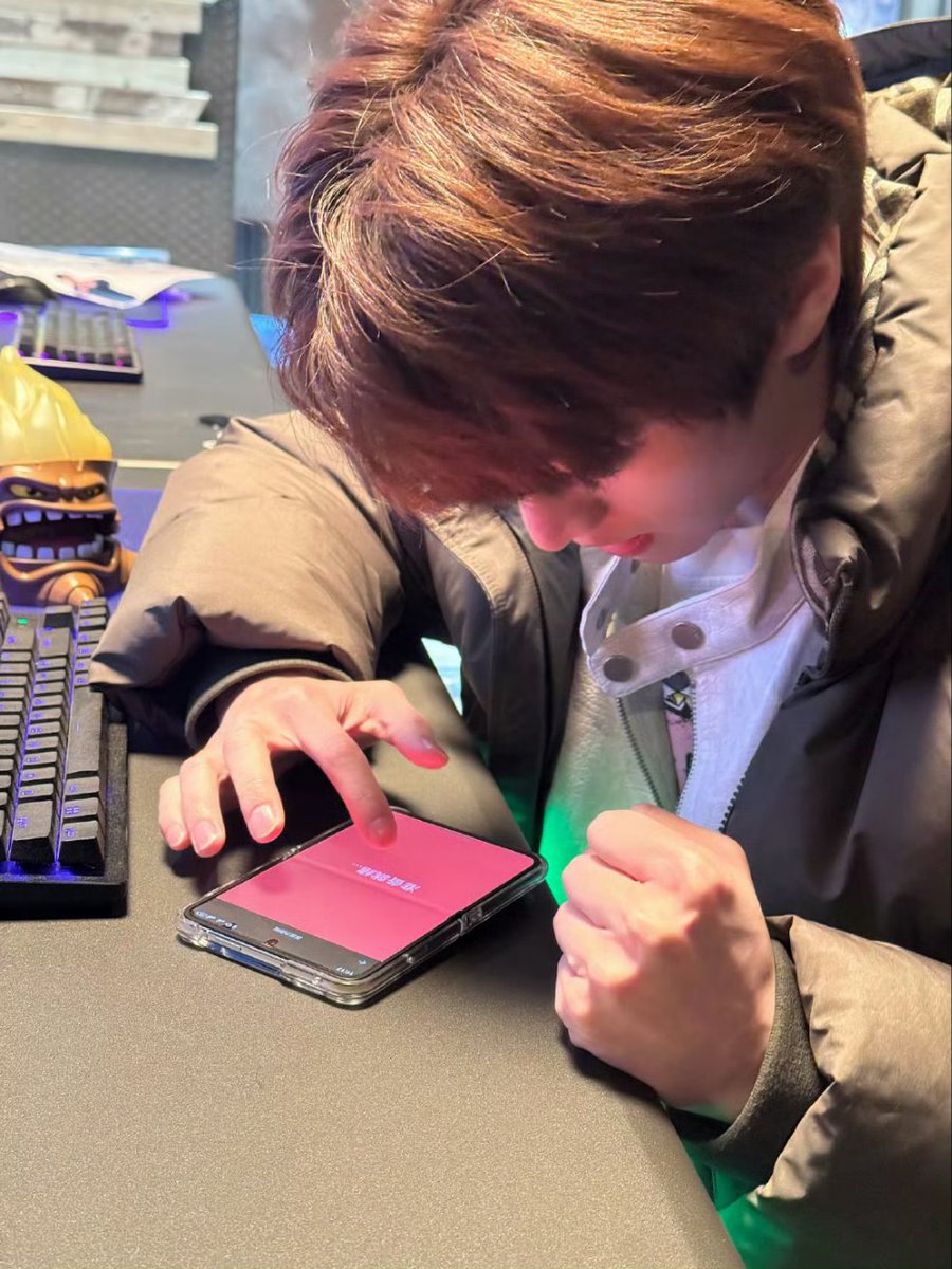 zhang kangle 张康乐 updates tweet media