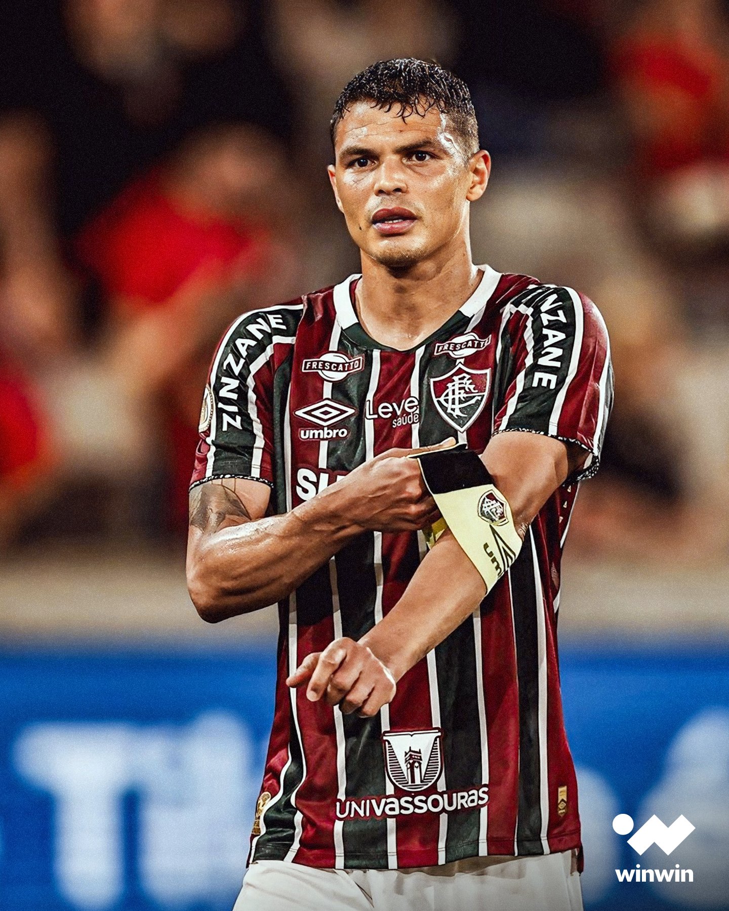 تياغو سيلفا ودّع زملاءه في فلومينينسي وقد يغادر النادي. حلمه هو المشاركة في كأس العالم 2026 مع البرازيل 