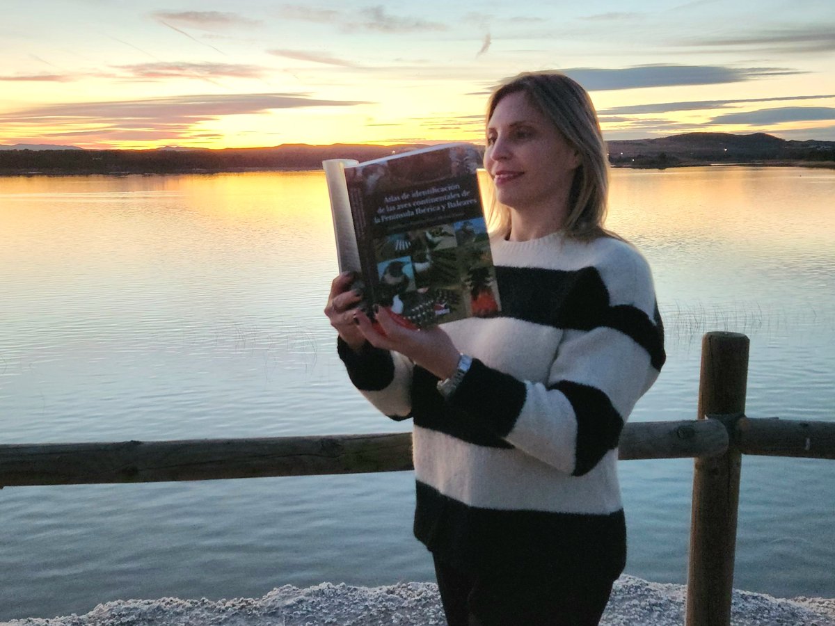 ¿Te interesa profundizar en el reconocimiento de las aves silvestres? No te pierdas el ATLAS  DE IDENTIFICACIÓN DE LAS AVES CONTINENTALES DE LA PENÍNSULA IBÉRICA Y BALEARES de tundraediciones.es