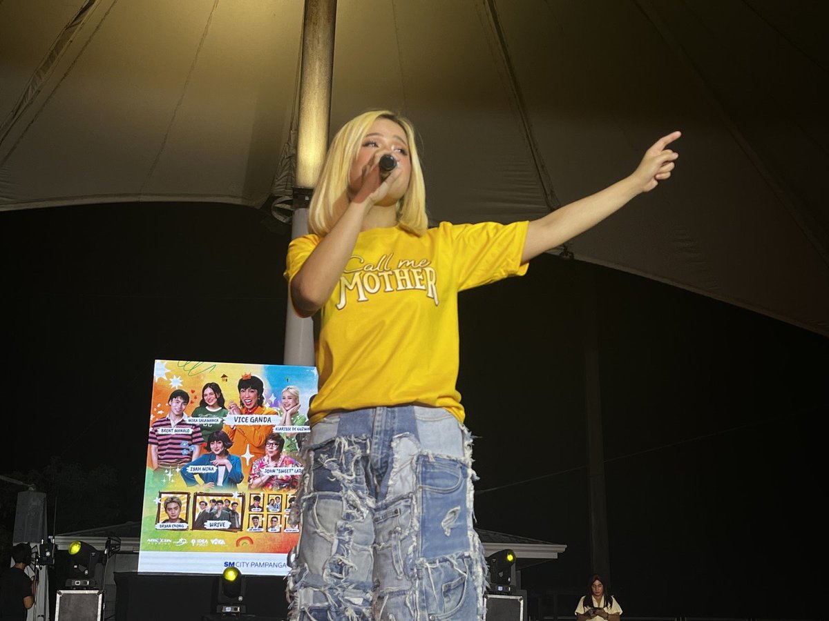 Grabe ang energy ni Mowm!! 🎶

Catch PBB Collab Ex-Housemate– Klarisse De Guzman LIVE here sa SM Pampanga Amphitheater para sa #KumikinangInangSaPampanga 👸

✨ Call Me Mother — a film by Jun Robles Lana and an official entry to the 51st MMFF, in cinemas this December 25! #MMFF51