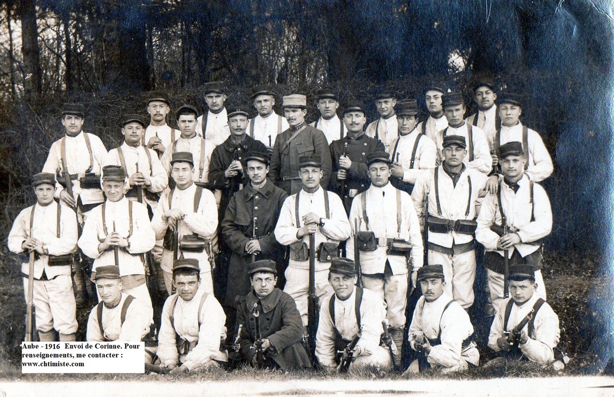 Le_Chtimiste's tweet photo. Corinne nous dit : '' Mon grand oncle Maurice THOUVENIN figure sur ces photos. Il était de la classe 1917, appartenait au 37éme régiment d 'infanterie, 28éme compagnie. entre mars et août 1916 dans le secteur de Landreville dans l 'Aube (10) - Merci à Corinne #Chtimiste #37eRI https://t.co/a8x9ktZGrk