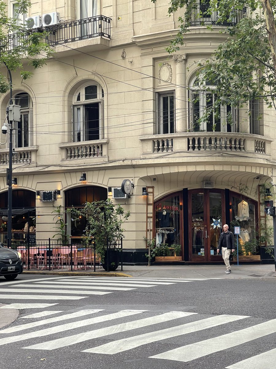 TheRoyaltyKing's tweet image. About to inform the staff that I have a booking under pseudonym for a dutch content creator masquerading as a Patagonian rabbit 🐇 @BowTiedMara