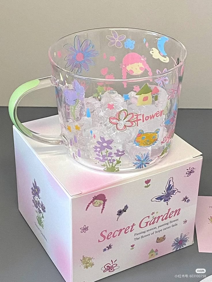 junefinds's tweet image. Pretty gift idea for your bestie 🩷