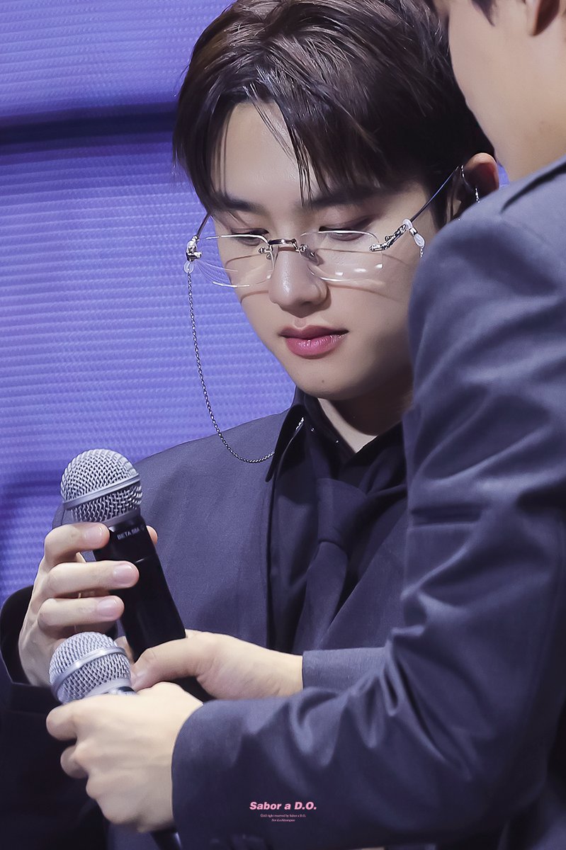 251214 EXO'verse 2

못말리는 집사쿤🐈‍⬛

#도경수 #DOHKYUNGSOO #KYUNGSOO #디오 #DO(D.O.) #ドギョンス #都敬秀