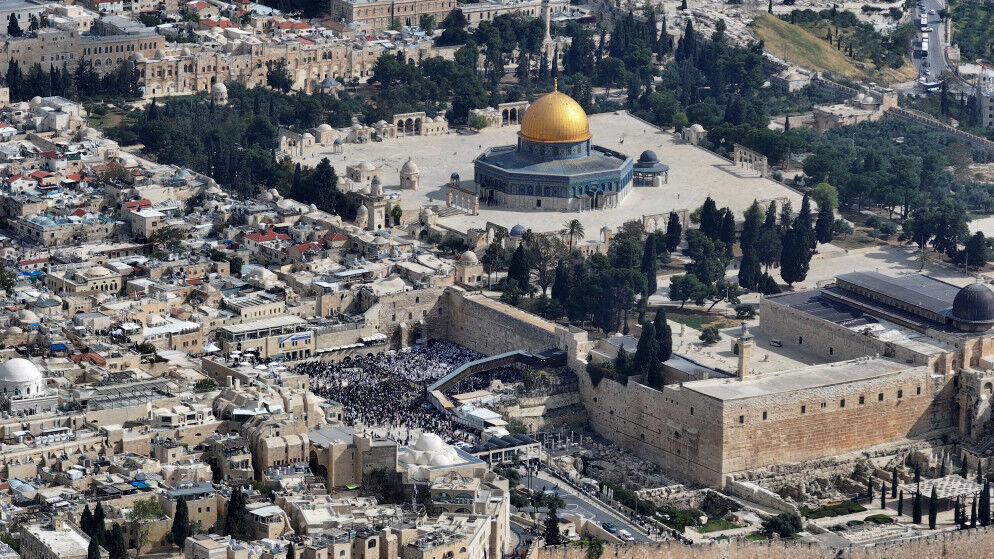 "وفا": محافظة القدس تحذّر من مخطط استيطاني يفصل شمال القدس عن رام الله ويشمل إقامة نحو 9 آلاف وحدة استيطانية في منطقة حضرية فلسطينية 