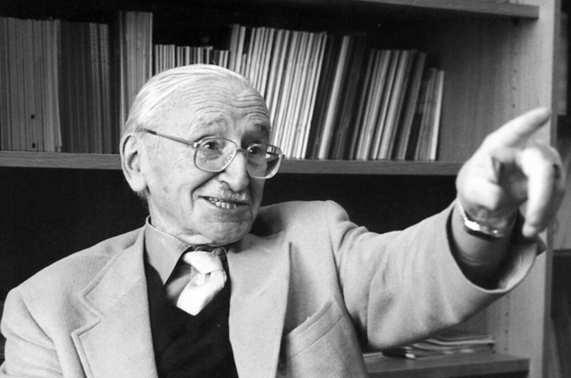 FAHayekSays's tweet image. “It is rarely remembered now that socialism in its beginnings was frankly authoritarian. It began quite openly as a reaction against the liberalism of the French Revolution.”

— Friedrich Hayek